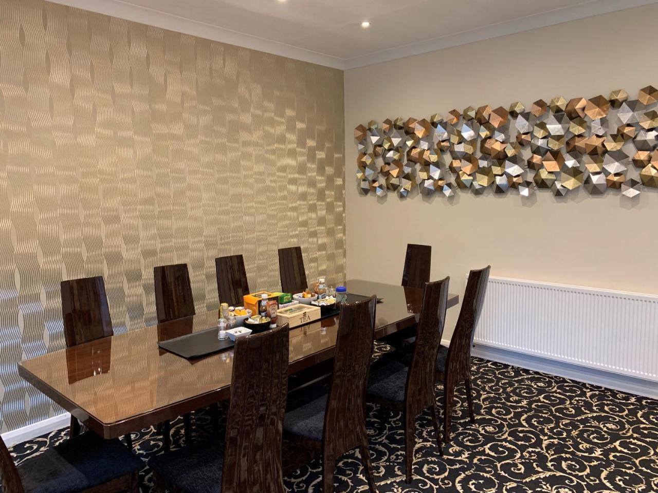 Lyndricks House Hotell Ascot  Exteriör bild